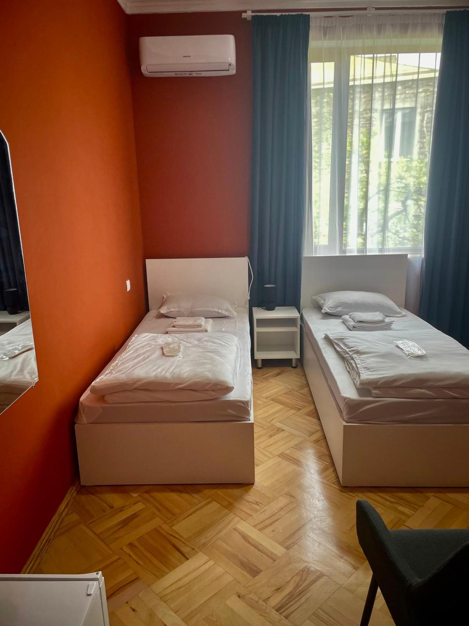 Guest House Top Floor เทลาวี ห้อง รูปภาพ