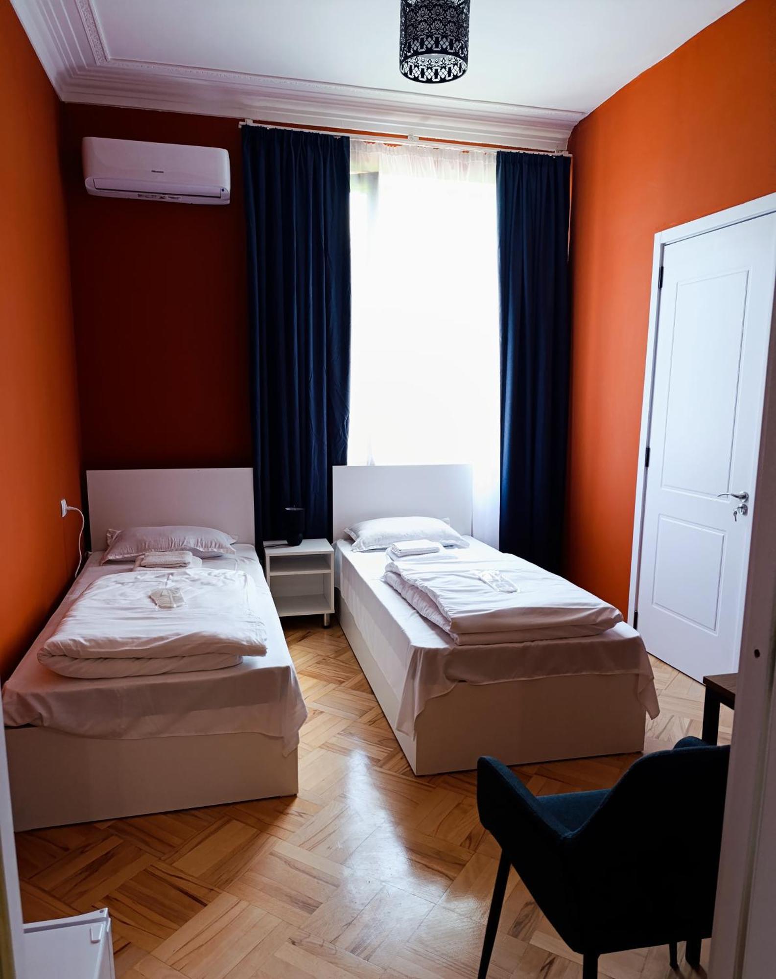 Guest House Top Floor เทลาวี ภายนอก รูปภาพ